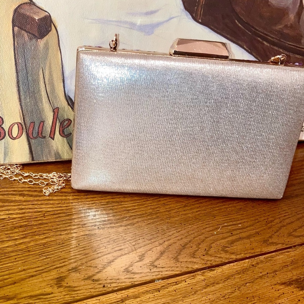 Embellished Crossbody/Clutch NWOT Purples, Pink and Rhinestones   - - Picture 7 of 16